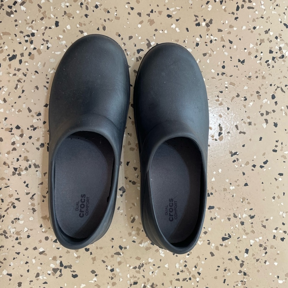 Crocs Clogs. Size 9